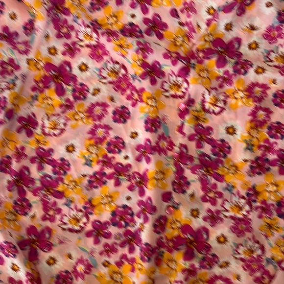 A Love Story Floral Top Size XL - Picture 4 of 10